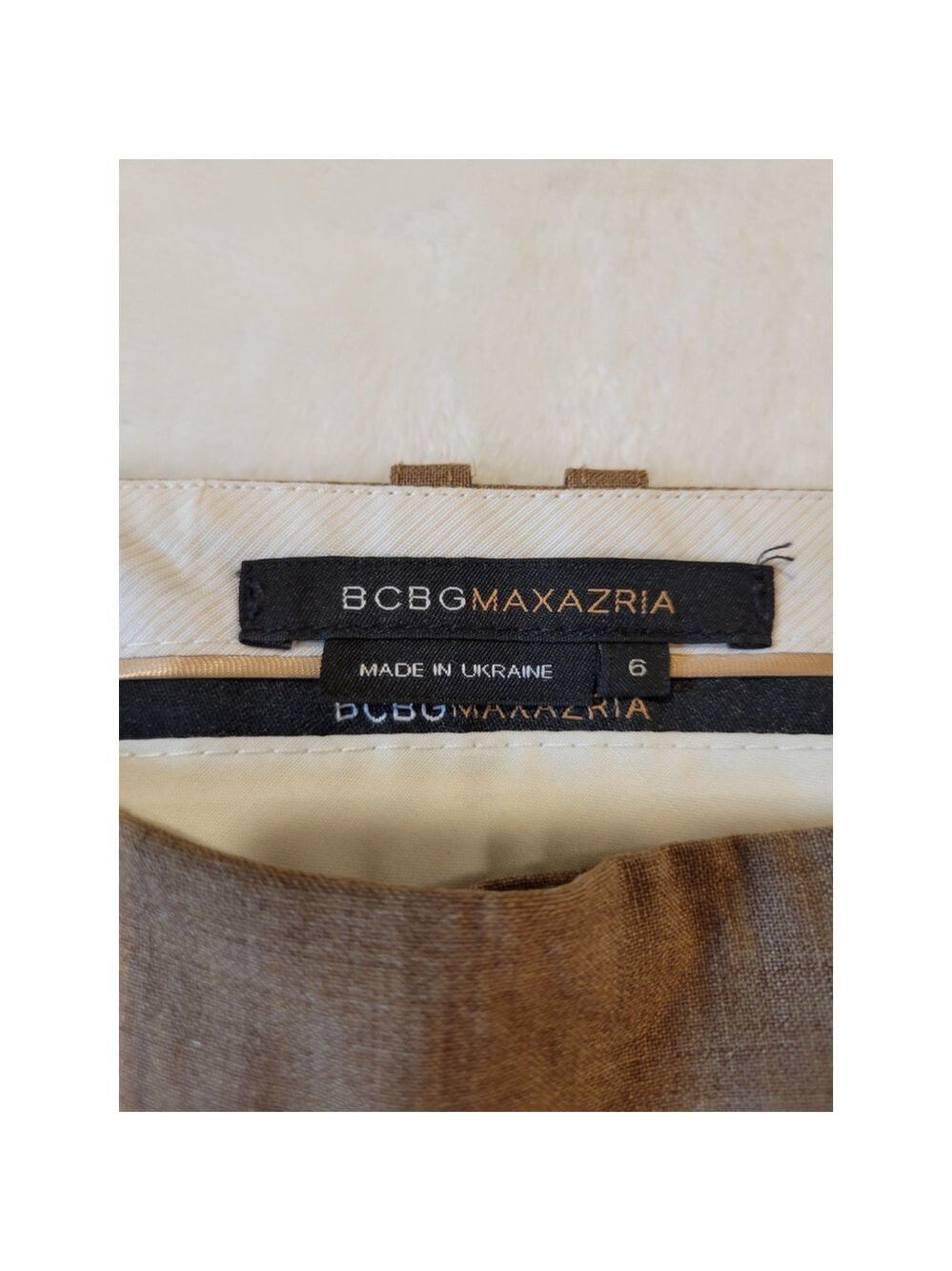 BCBGMAXAZRIA Women's Brown Size 6 Tailored Shorts - Picture 6 of 9